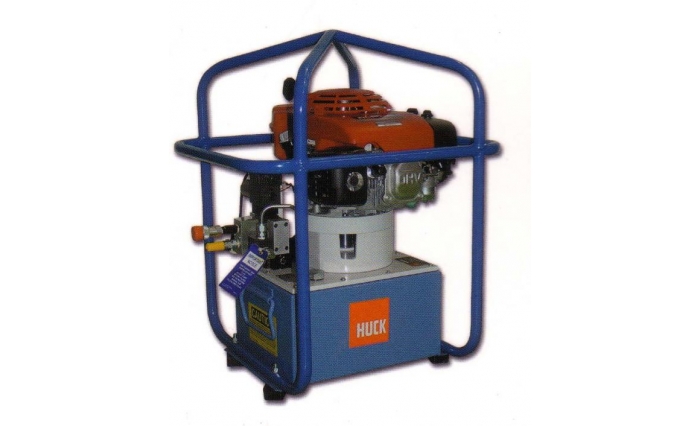 HIRE OF HUCK 913H PETROL POWERIG